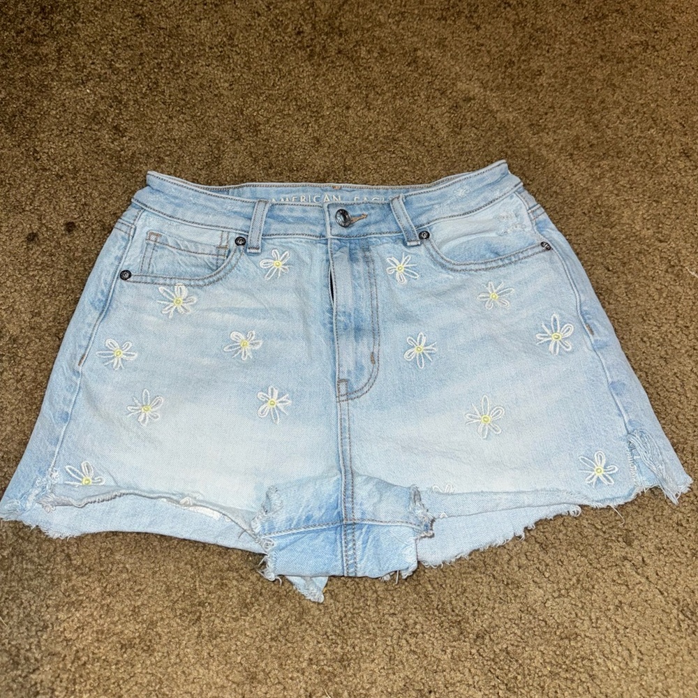 American Eagle Highwasted Shorts